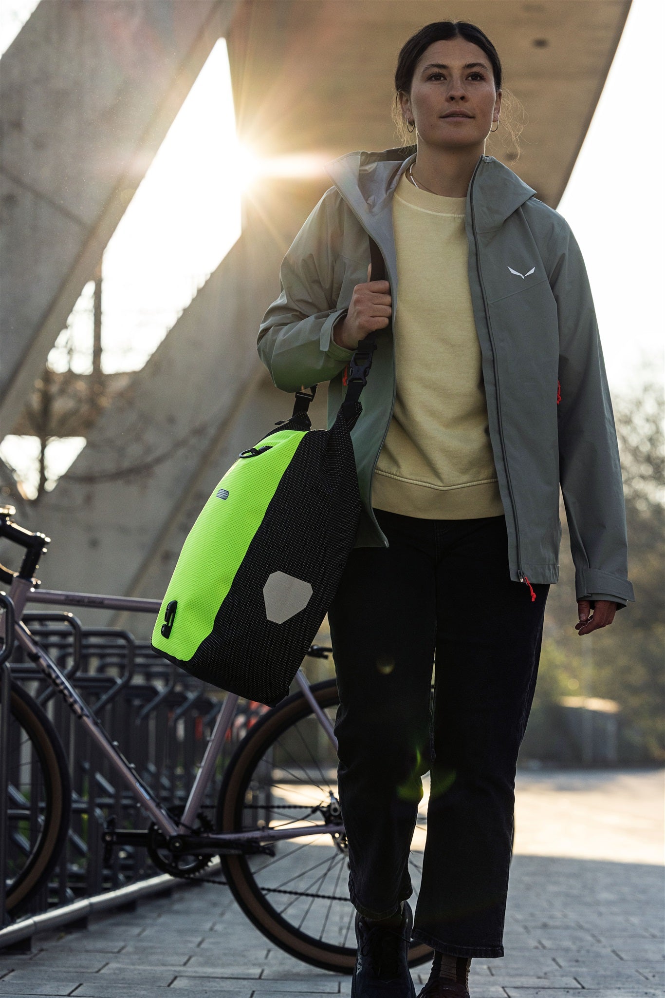 Back-Roller High-Vis