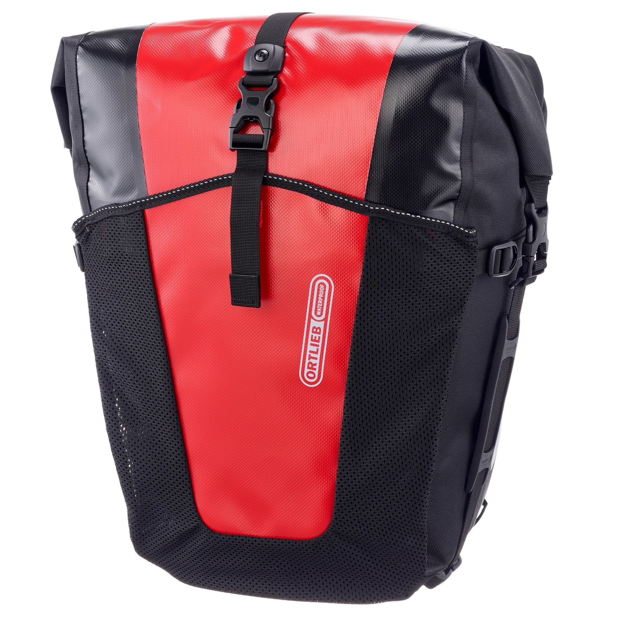Vorderansicht der ORTLIEB Back-Roller XL QL2.2 in red-black mit Rollverschluss und Netzaußentasche